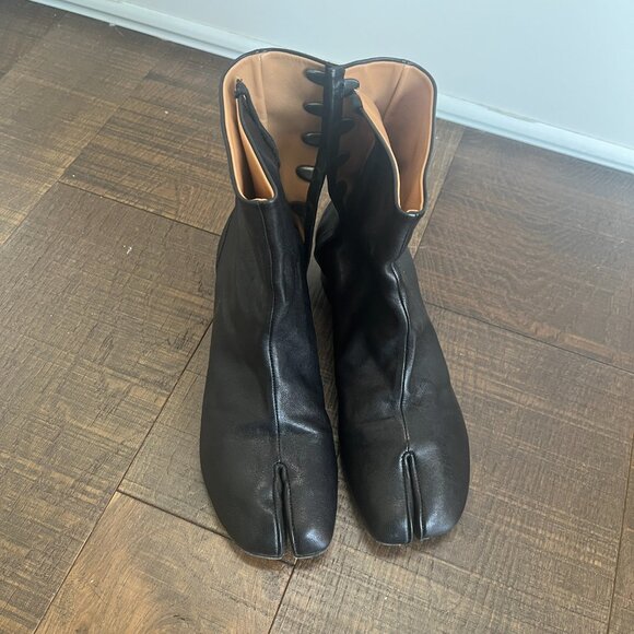 Maison Margiela Black Tabi Ankle Boots Size: 39 - Picture 6 of 6